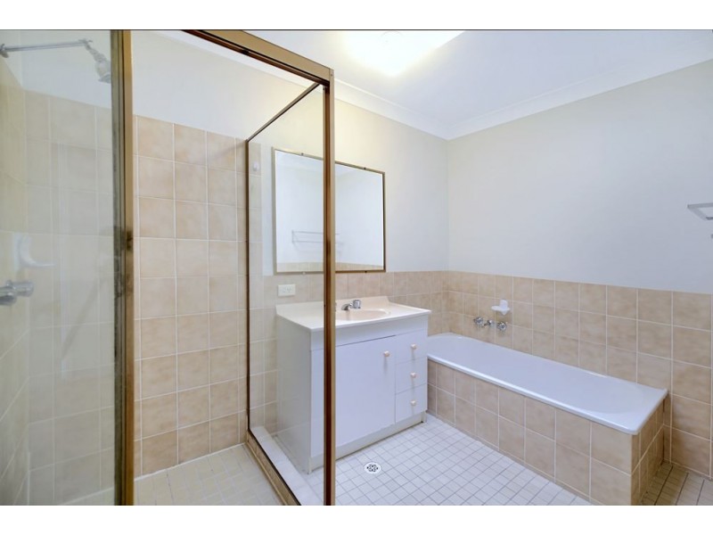 188/641 Pine Ridge Road, Biggera Waters QLD 4216