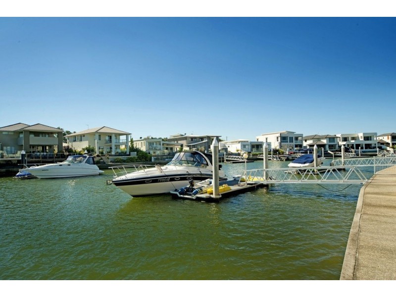 6 North Quay Drive, Biggera Waters QLD 4216