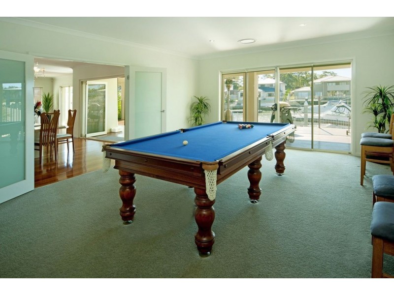 6 North Quay Drive, Biggera Waters QLD 4216