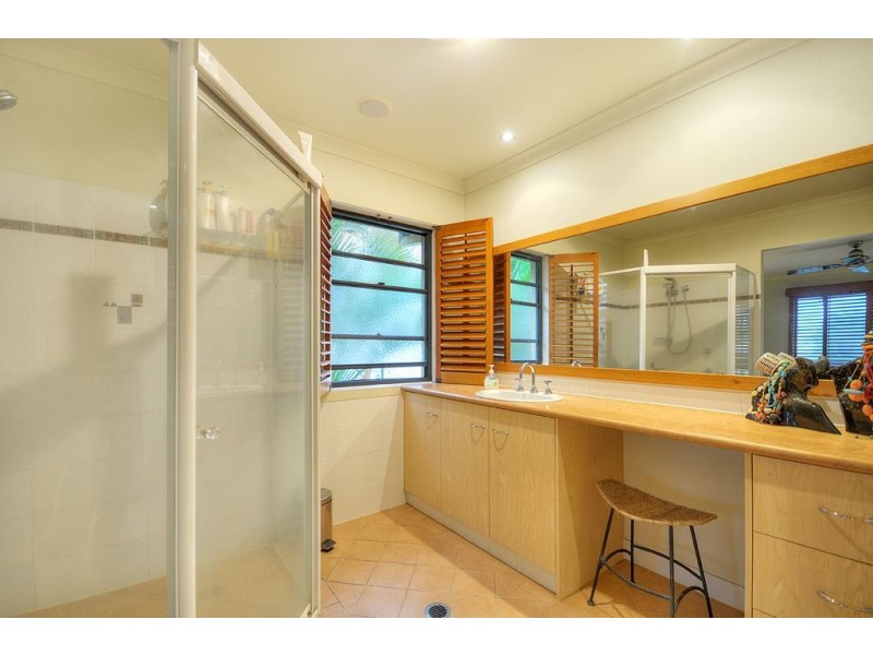 29 Dudley Street, Mermaid Beach QLD 4218