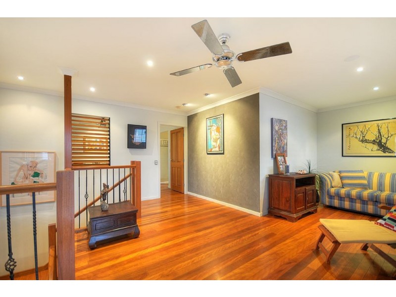 29 Dudley Street, Mermaid Beach QLD 4218