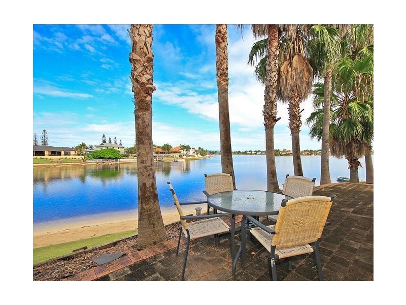 11/9 Jodie Court, Mermaid Waters QLD 4218