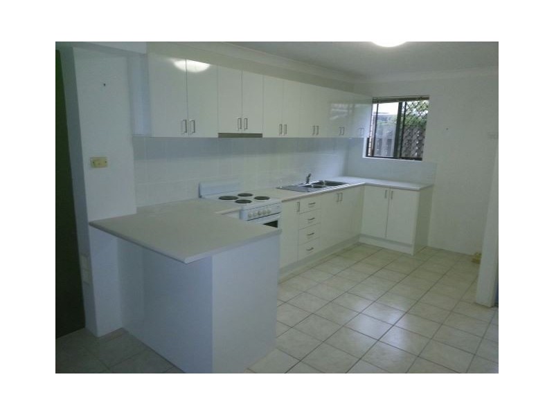 11/9 Jodie Court, Mermaid Waters QLD 4218