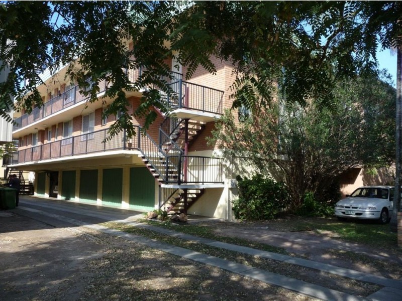 6/17 Darrambal Street, Surfers Paradise QLD 4217