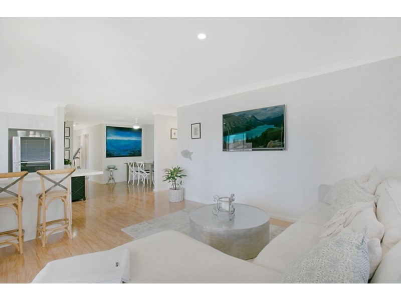 9/137 Old Burleigh Road, Broadbeach QLD 4218