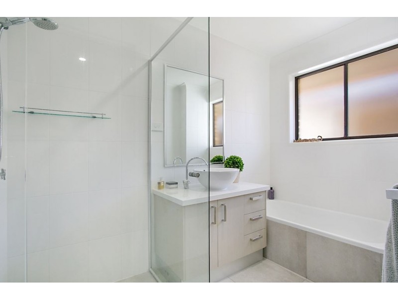 9/137 Old Burleigh Road, Broadbeach QLD 4218
