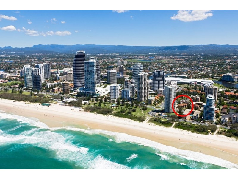 9/137 Old Burleigh Road, Broadbeach QLD 4218