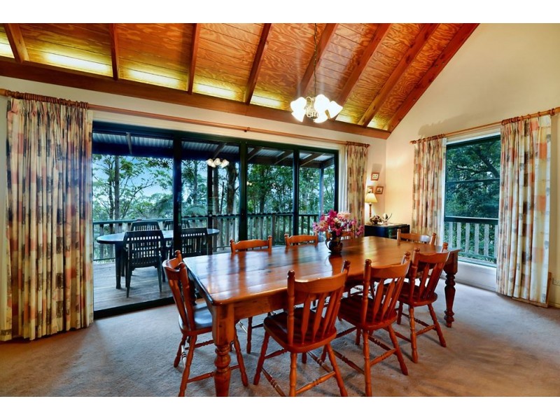 7-11 Munro Court, Tamborine Mountain QLD 4272