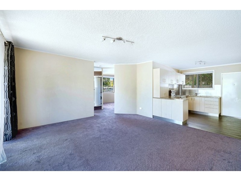3/120 Stanhill Drive, Chevron Island QLD 4217