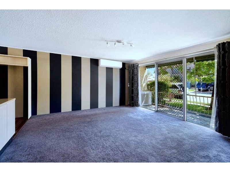 3/120 Stanhill Drive, Chevron Island QLD 4217