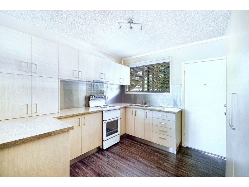 3/120 Stanhill Drive, Chevron Island QLD 4217