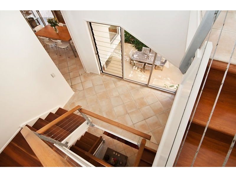 12 Francis Street, Mermaid Beach QLD 4218