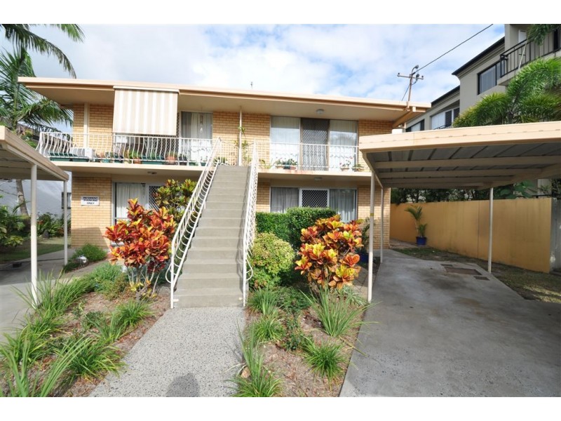 2/6 Parnoo Street, Chevron Island QLD 4217