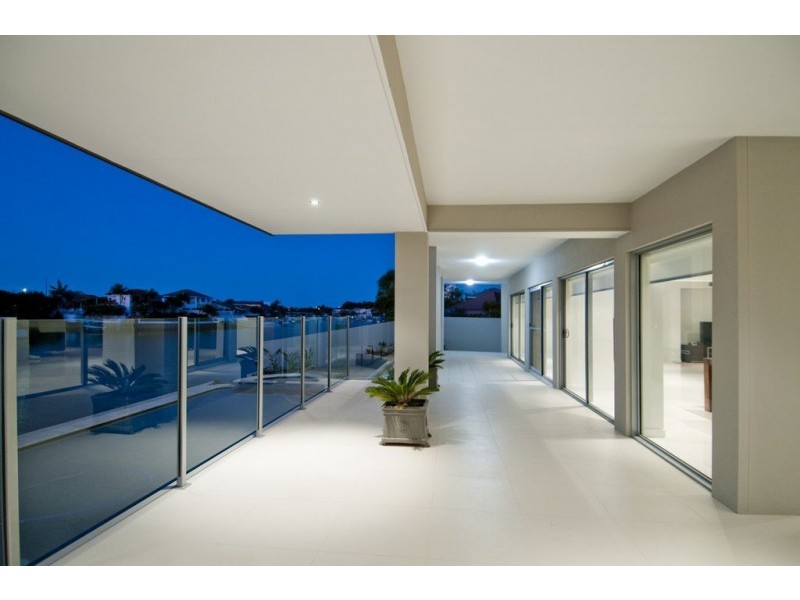 67 Limetree Parade, Runaway Bay QLD 4216