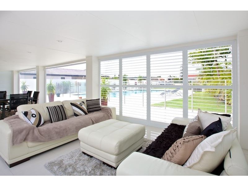 45 Daru Avenue, Runaway Bay QLD 4216