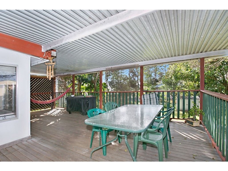 3 Tenth Avenue, Palm Beach QLD 4221