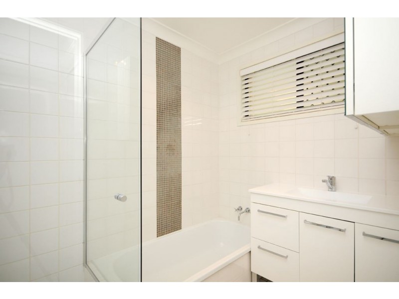 124 Currumburra Road, Ashmore QLD 4214