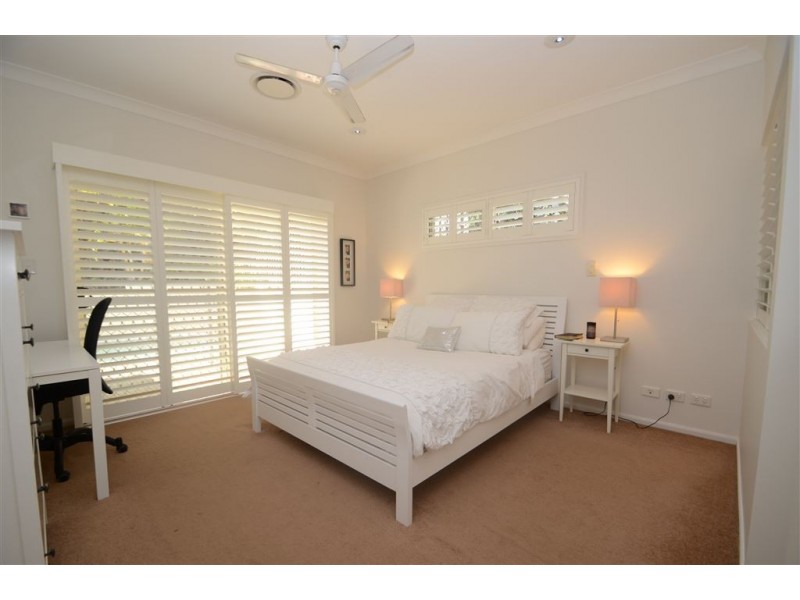 17 Kodiak Drive, Varsity Lakes QLD 4227
