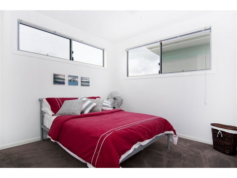 35 Harbourvue Court, Helensvale QLD 4212