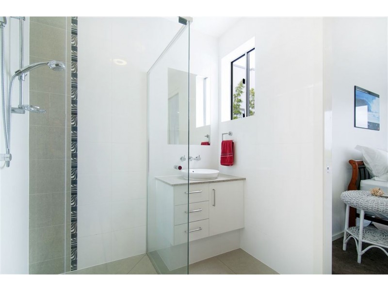 35 Harbourvue Court, Helensvale QLD 4212