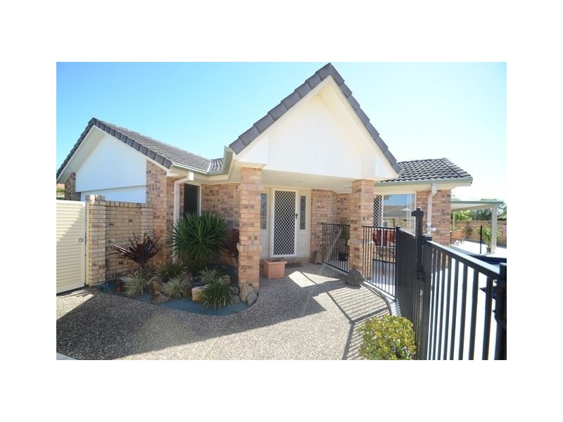 22 Stanford Avenue, Varsity Lakes QLD 4227