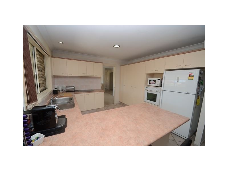 22 Stanford Avenue, Varsity Lakes QLD 4227