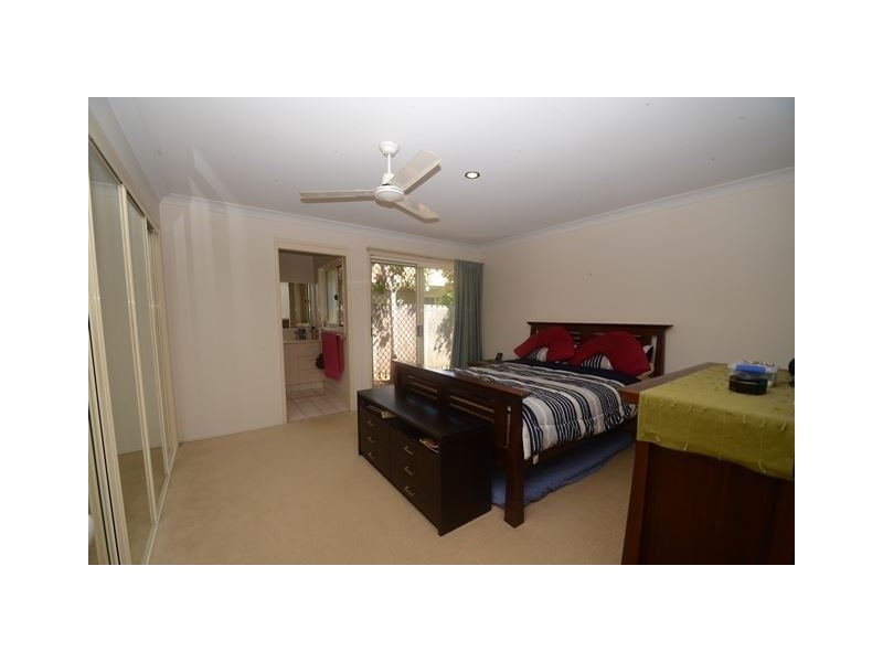 22 Stanford Avenue, Varsity Lakes QLD 4227