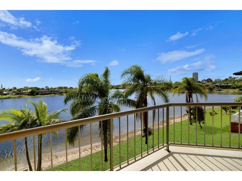 3/11 Barbet Place, Burleigh Waters QLD 4220