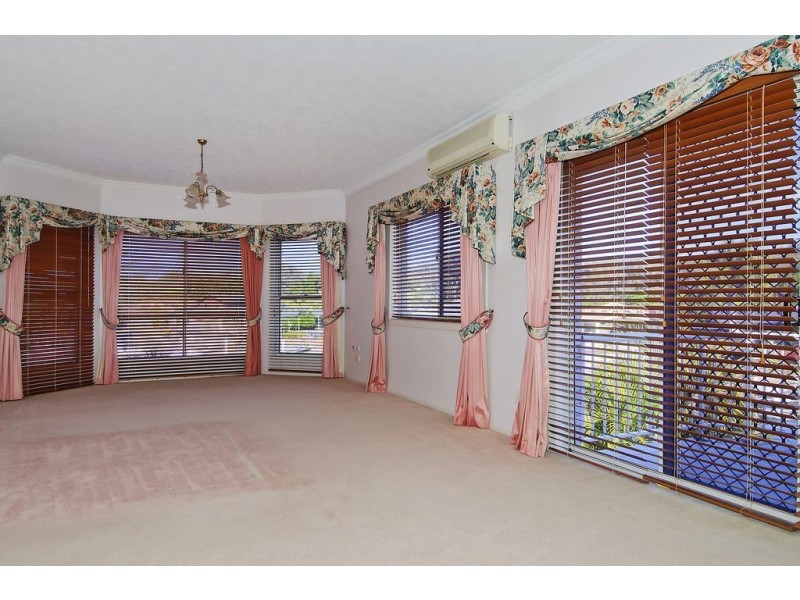 24 Marco Polo Place, Hollywell QLD 4216