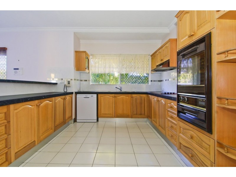 24 Marco Polo Place, Hollywell QLD 4216