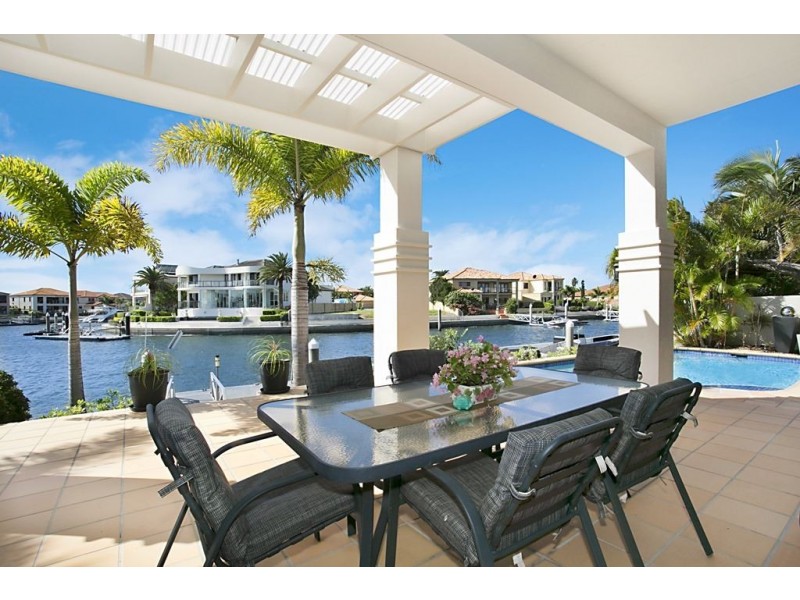 7 The Peninsula, Sovereign Islands QLD 4216