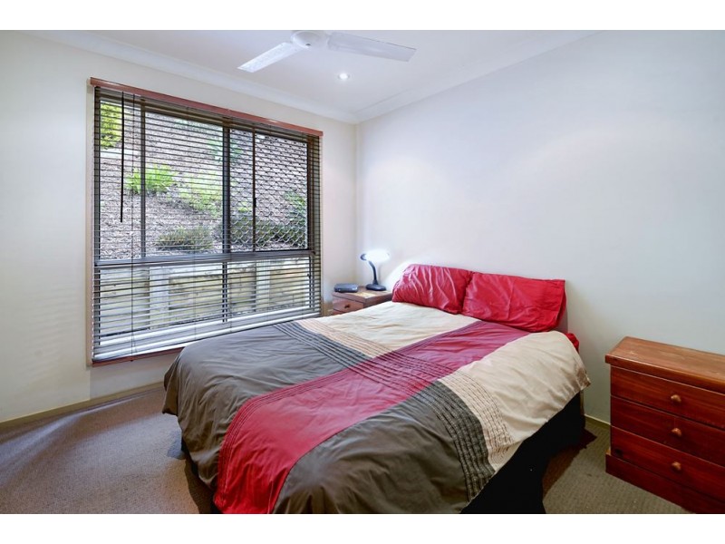126 Plateau Crescent, Carrara QLD 4211