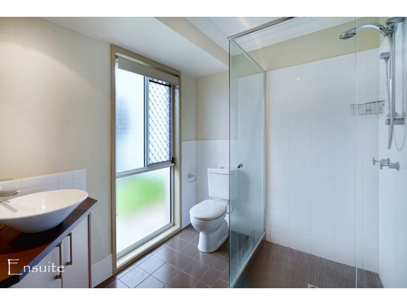 126 Plateau Crescent, Carrara QLD 4211