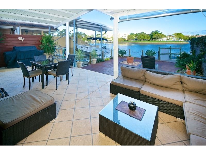 1/20 Margaroola Avenue, Biggera Waters QLD 4216