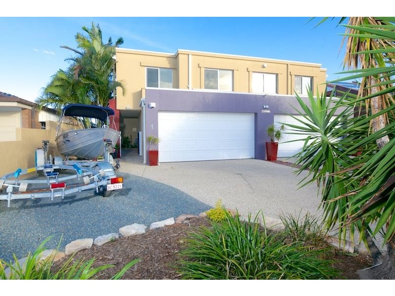 1/20 Margaroola Avenue, Biggera Waters QLD 4216