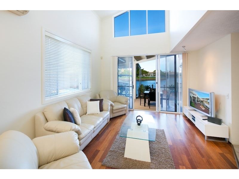 1/20 Margaroola Avenue, Biggera Waters QLD 4216