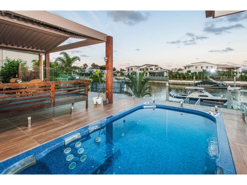 69 Compass Drive, Biggera Waters QLD 4216