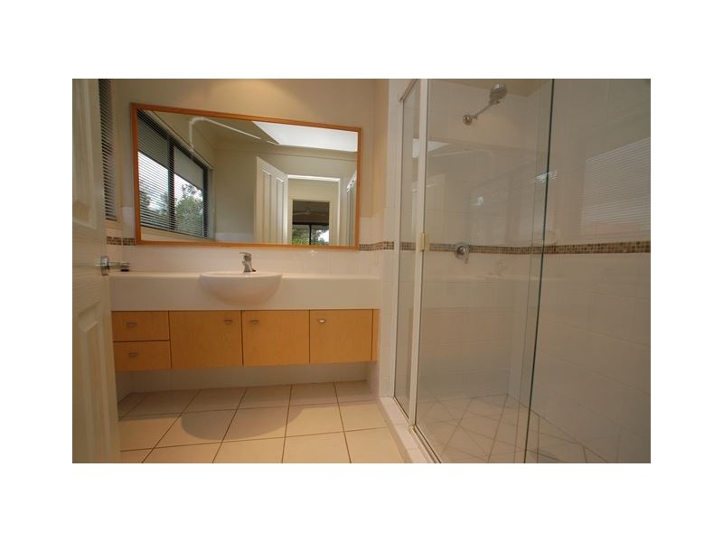 23B Geraldton Drive, Varsity Lakes QLD 4227