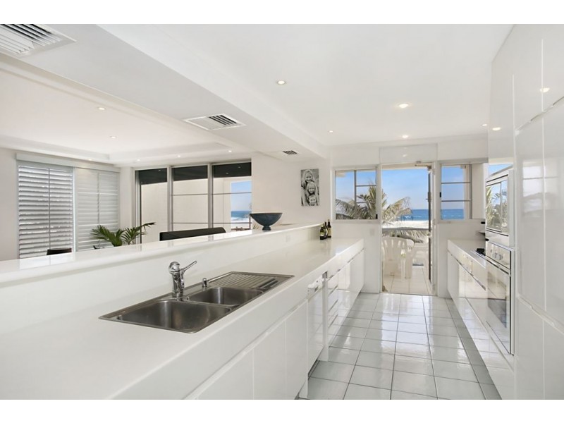 3537 Main Beach Parade, Main Beach QLD 4217