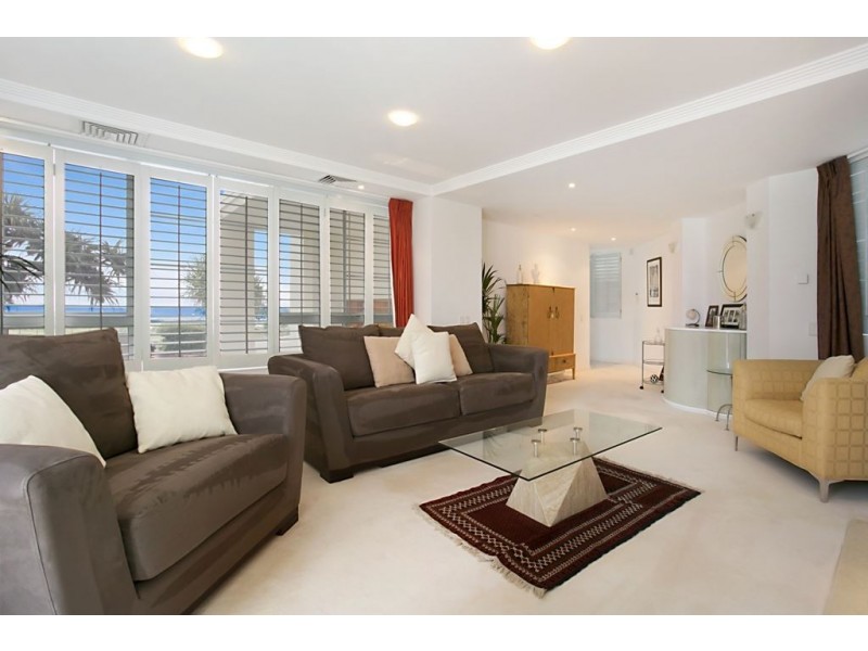3537 Main Beach Parade, Main Beach QLD 4217