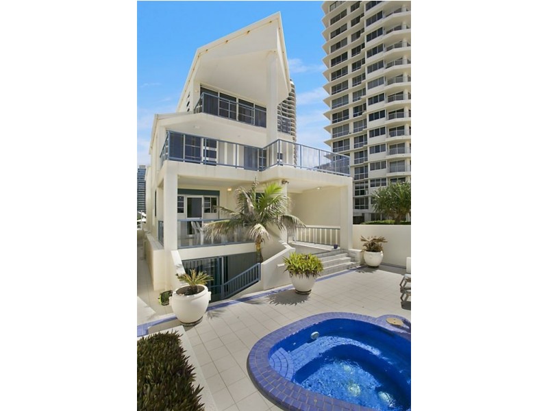 3537 Main Beach Parade, Main Beach QLD 4217