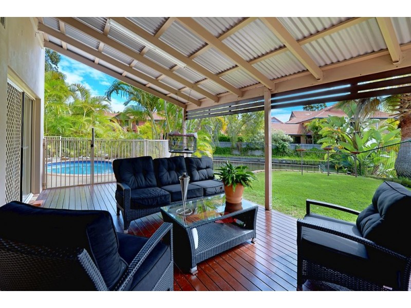2 Tallara Street, Coombabah QLD 4216