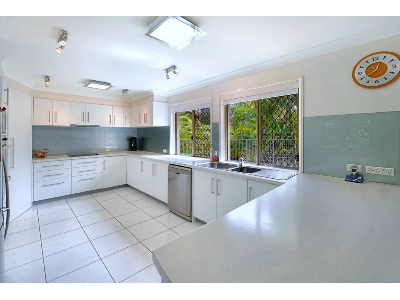 2 Tallara Street, Coombabah QLD 4216