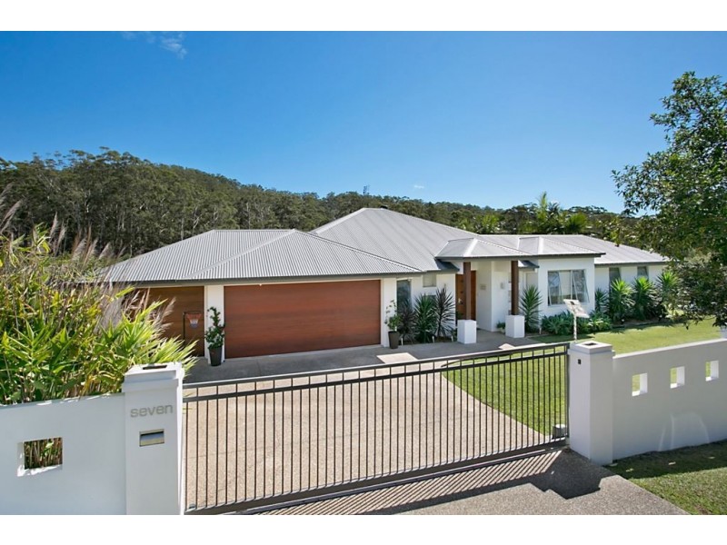 7 Samuel Drive, Tallebudgera QLD 4228
