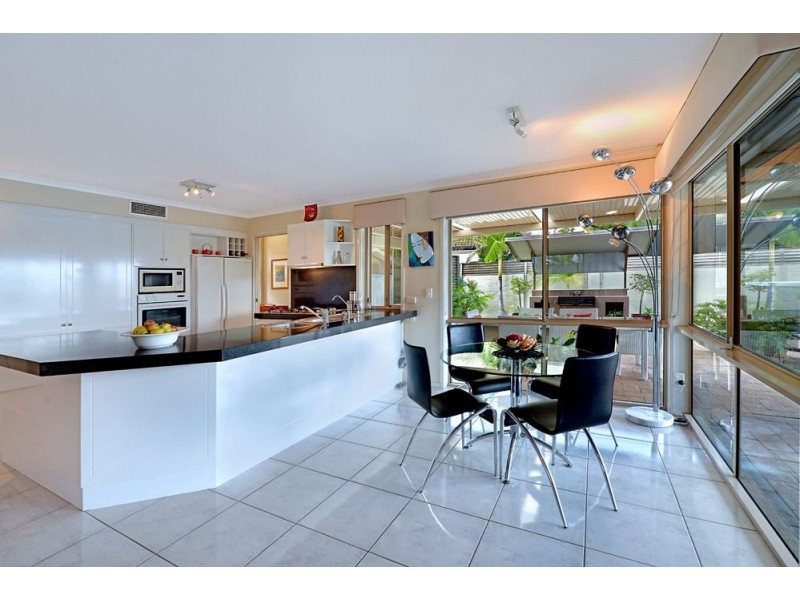 10 Montebello Court, Mermaid Waters QLD 4218