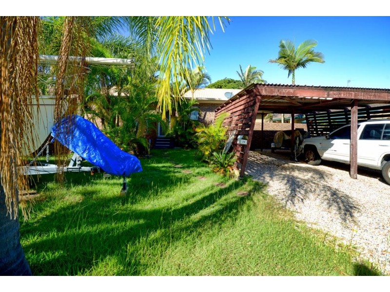 24 Kurrawa Avenue, Mermaid Waters QLD 4218