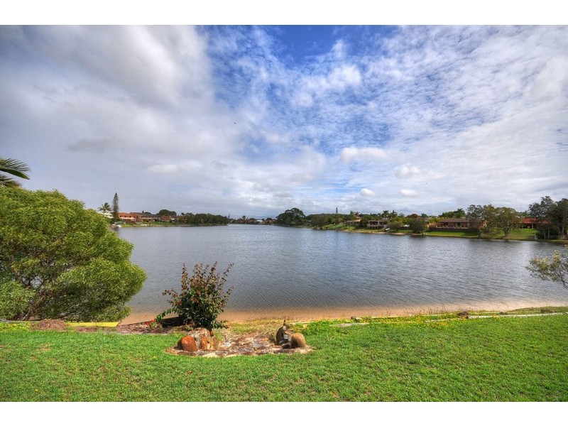 14 Spoonbill Court, Burleigh Waters QLD 4220