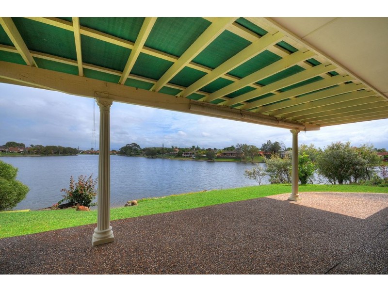 14 Spoonbill Court, Burleigh Waters QLD 4220