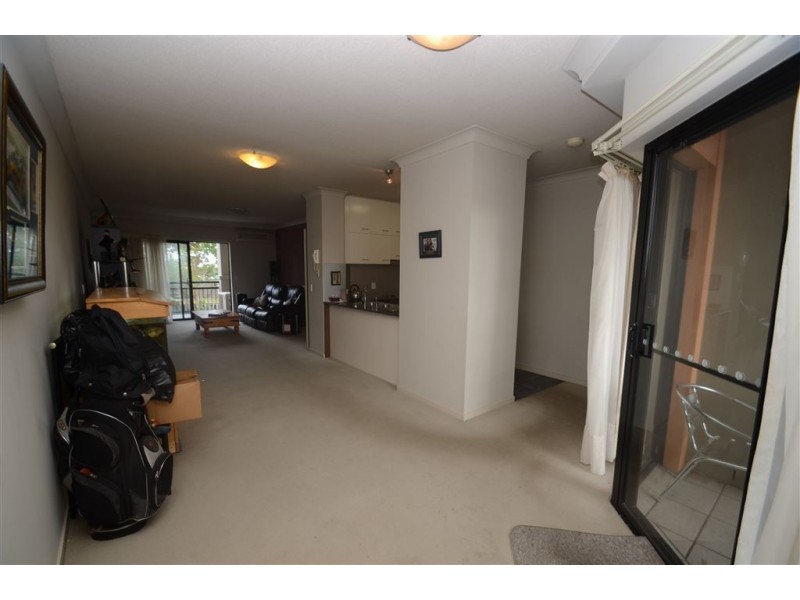 32/2 Geraldton Drive, Varsity Lakes QLD 4227