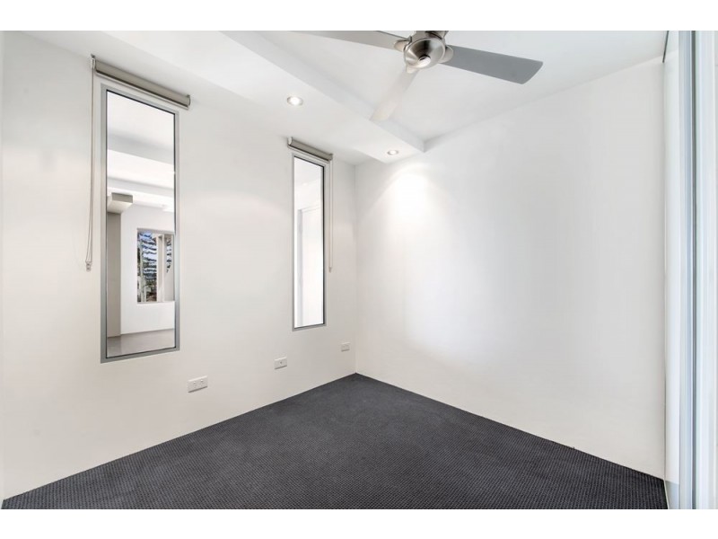 55 Old Burleigh Road, Surfers Paradise QLD 4217